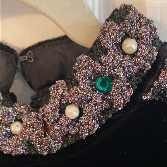 Velvet M sequenced stand up ribbon collar dress - Picture 2 of 8